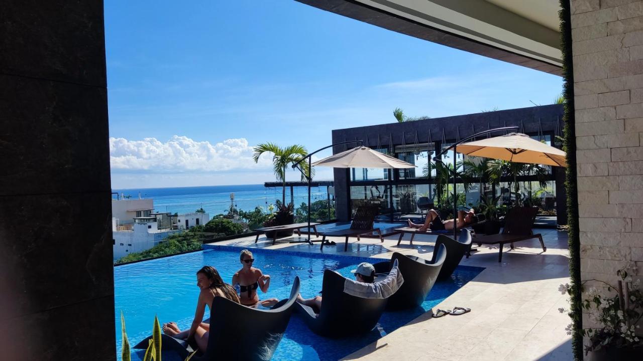 Luxury Suites , Calle 14Th Плая-дель-Кармен Экстерьер фото